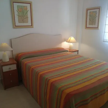 La Riviera - Serviden アパート *